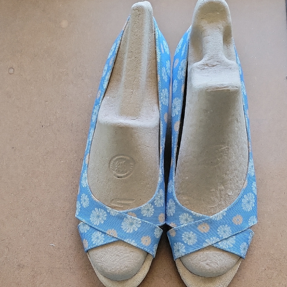 Coldwater Creek Blue Canvas Loafers with Polka Dots